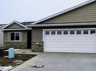 417 Fawn Run, Kenyon, MN 55946