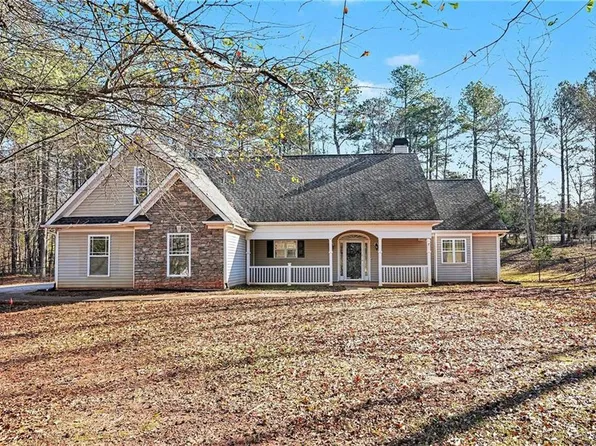 234 Lake Chase Dr N, Griffin, GA 30224