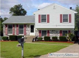 6002 Ridge Creek Ct, Louisville, KY 40291