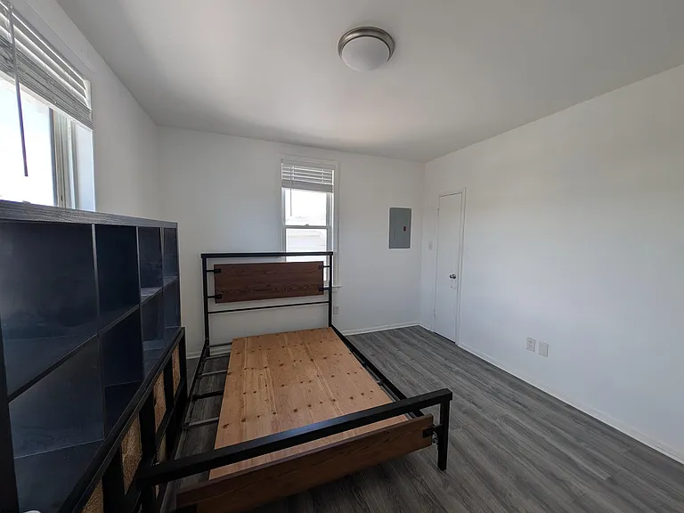 25 N Boston Ave — Photo 8