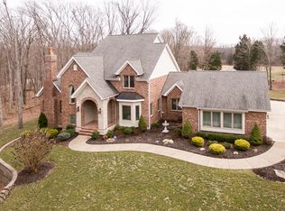 734 Crown Pointe Farms, Defiance, MO