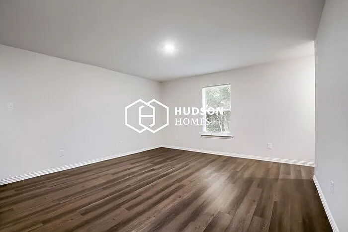 825 Garrison St — Photo 4