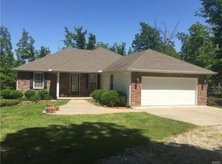 27052 Harrill Ln, Lebanon, MO 65536