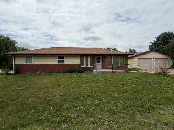 102 C St, Neligh, NE 68756