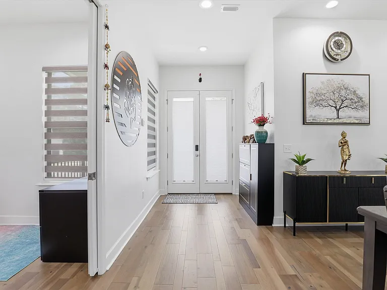 2751 Michel Boulos St — Photo 33