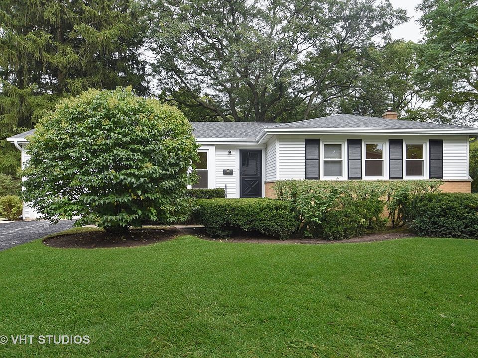 1st image of 909 Castlewood Ln