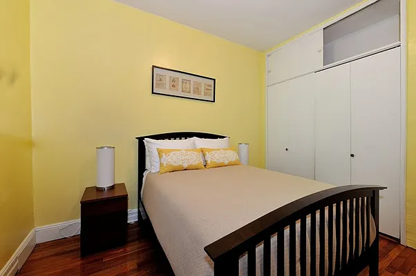 Rented by Corcoran | media 32