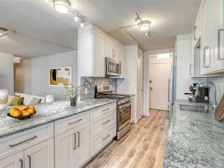 101 S Plaza Pl #1412 — Photo 8