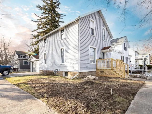 740 Whittlesey St, Fremont, OH 43420