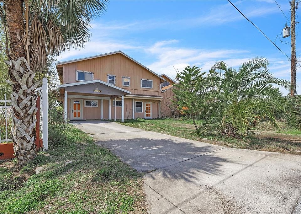 1st image of 440 Monza Ave