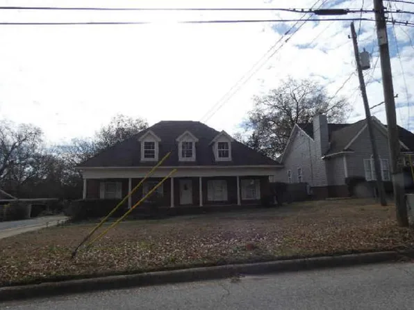 813 W Bridge St, Wetumpka, AL 36092