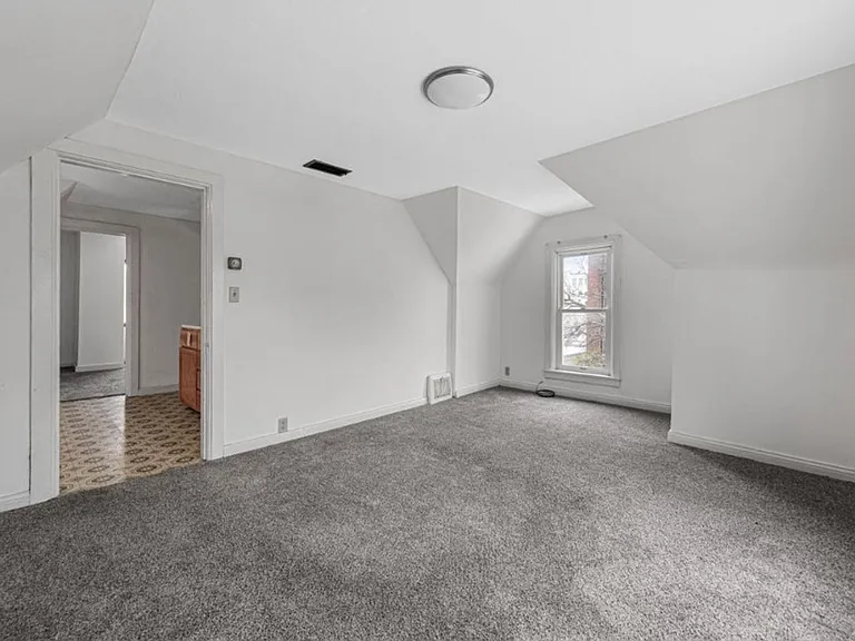 214 W College St #2 — Photo 6