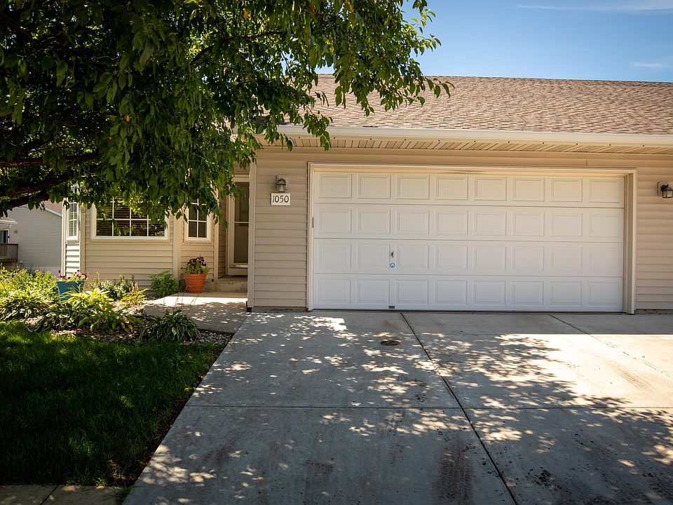 1st image of 1050 Primrose Ln