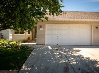 1050 Primrose Ln, Waconia, MN 55387