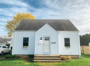 49 Chapman St, Groton, CT 06340