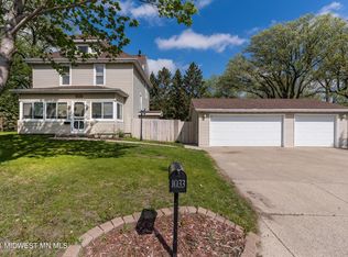 1033 Friberg Ave, Fergus Falls, MN 56537