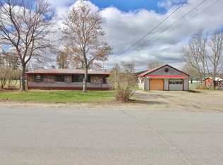 11 Newton Ave, Dixfield, ME 04224