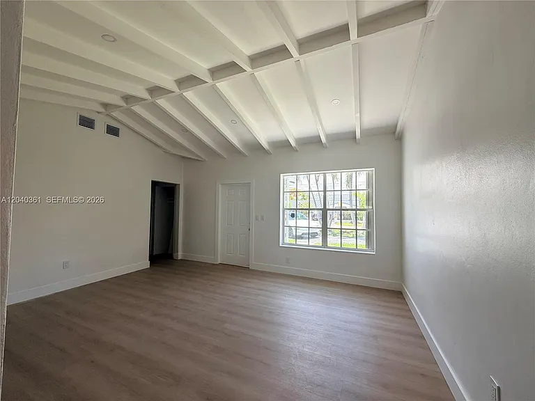 1525 SW 76th Ct — Photo 4