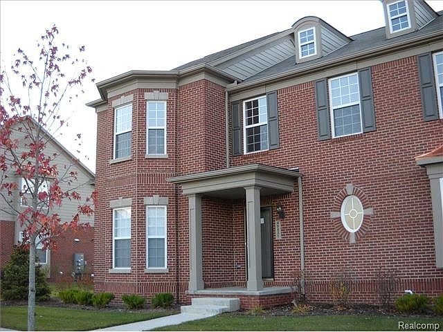 1st image of 49831 Courtyard Ln #65