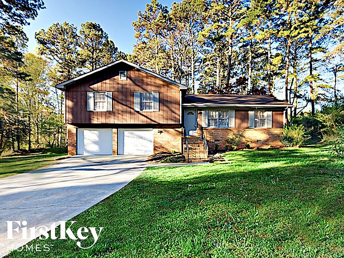 1st image of 3955 Huddersfield Dr SW