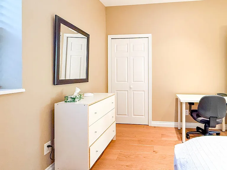 2233 Alden Ln #2233 — Photo 15