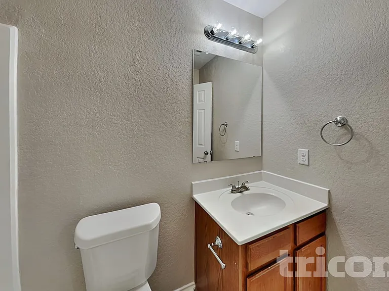 9311 Hanover Sky — Photo 15