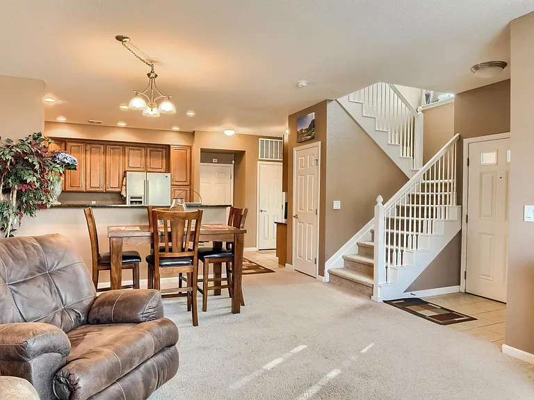 1751 S Buchanan Cir — Photo 10