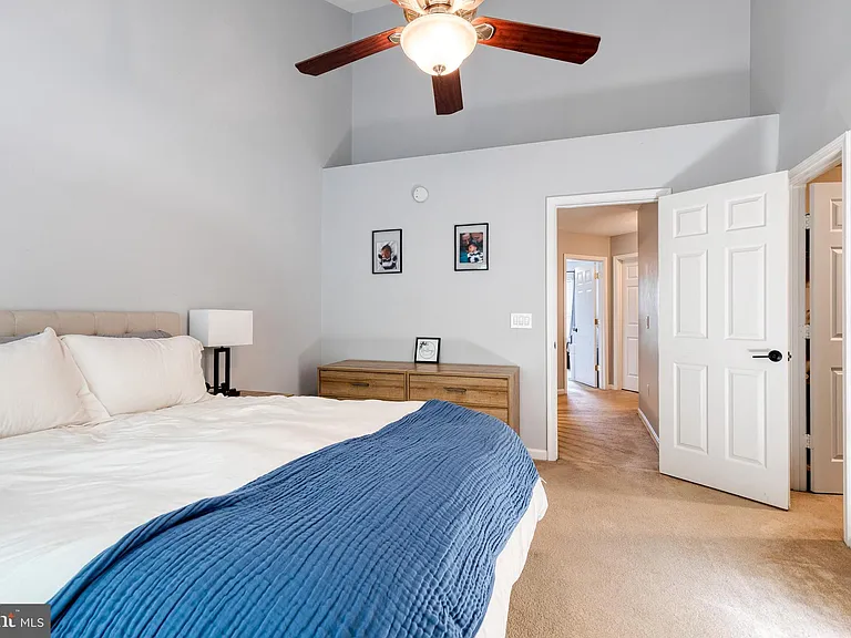 708 Leister Dr — Photo 12