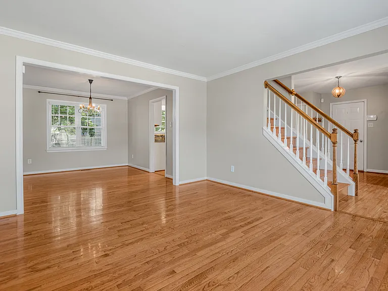 3924 Liberty Point Dr — Photo 11