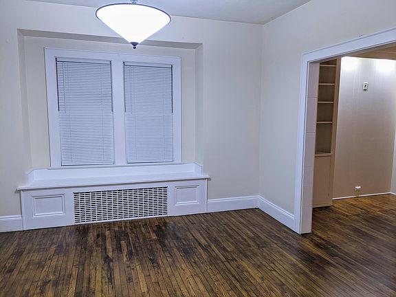 Dining Room (172.75 SqFt)