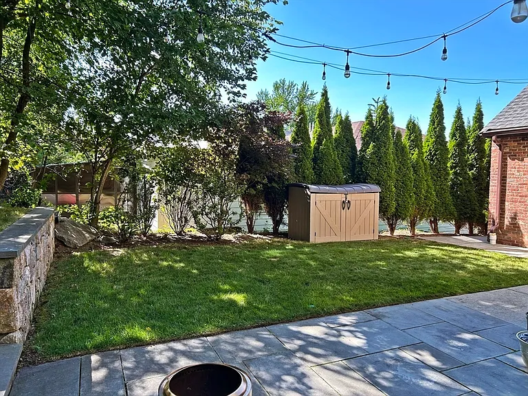 268 Mason Ter — Photo 16