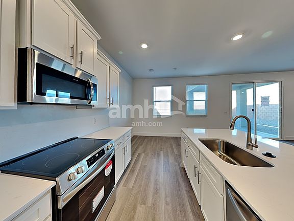 3rd image of 7439 S Keller Ln
