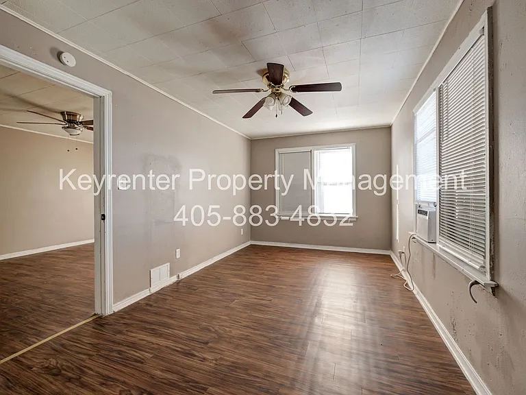 SW 27th St Complex — Photo 4