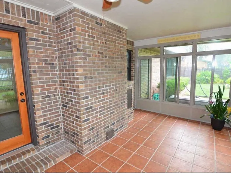 1205 Palisades Rd — Photo 3