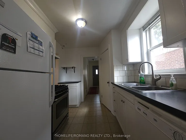 57 Trowell Ave — Photo 11