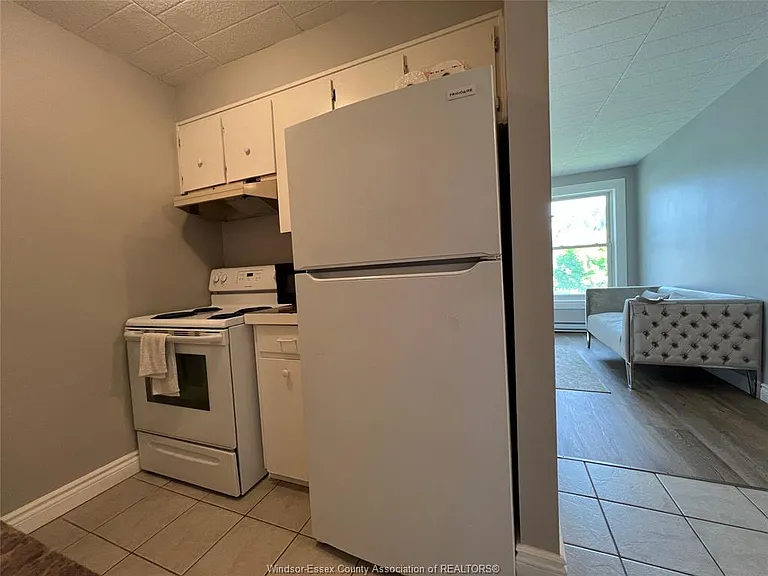 6563 Thornberry Cres — Photo 10