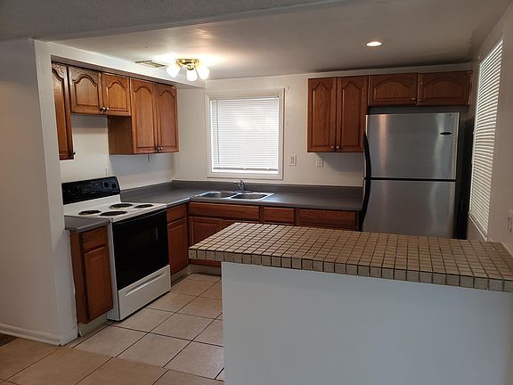 2nd image of 3758 Abington Ave S