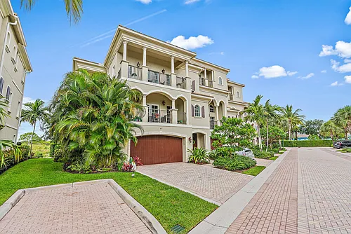 126 Tierra Ln #4 Photo 1