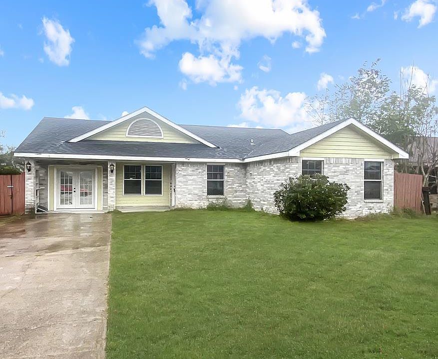 1st image of 9265 Los Olmos Dr