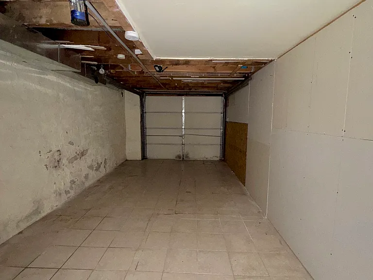 8164 Lister St — Photo 20