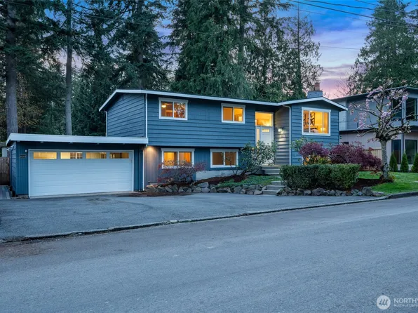 11211 115th Place NE, Kirkland, WA 98033