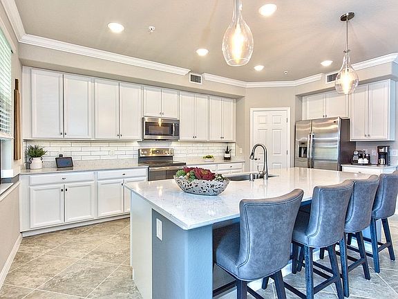 3rd image of 17321 Cherrywood Ct Unit 8204