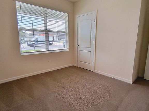 3rd image of 291 Taylor St