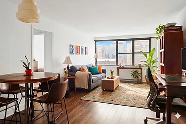 7 East 14th Street