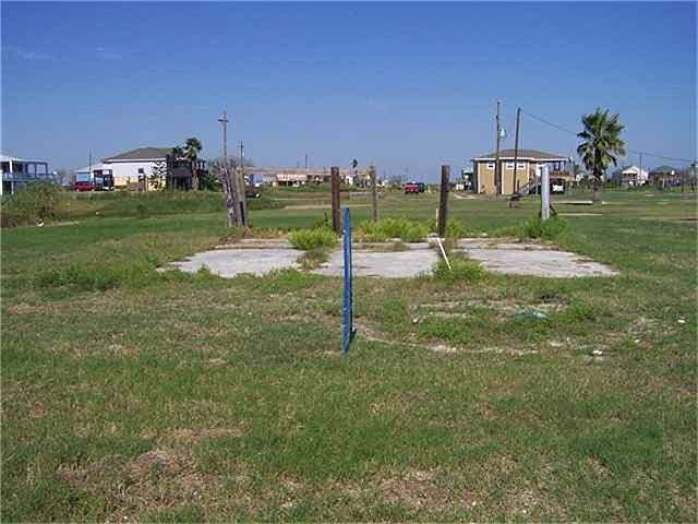 1st image of 944 Gulfview Dr