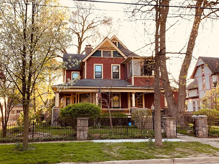 441 Woodward Ave #B — Photo 25
