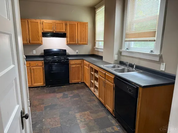 4166 Copperfield Ln, Cincinnati, OH 45238