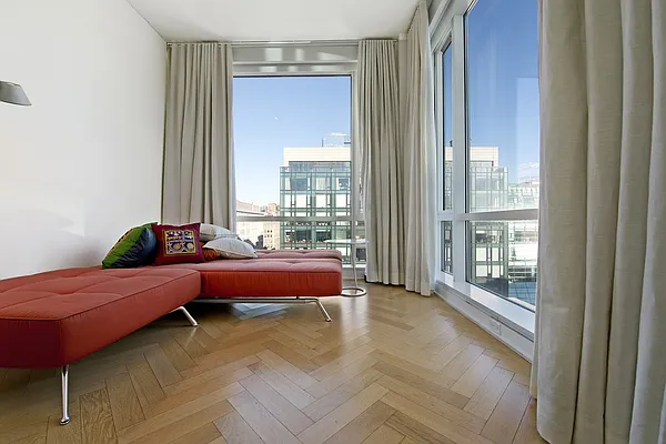 Sold by Nest Seekers International | media 12