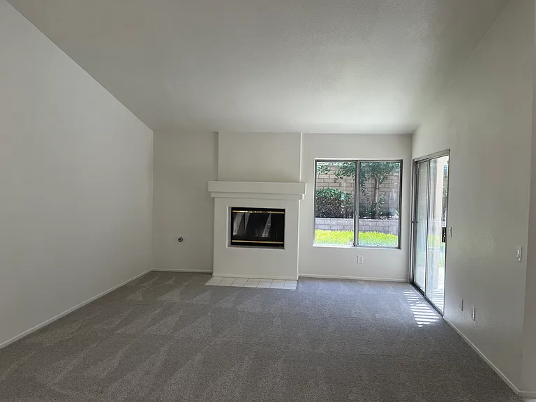 24341 Kentucky Derby Way — Photo 5