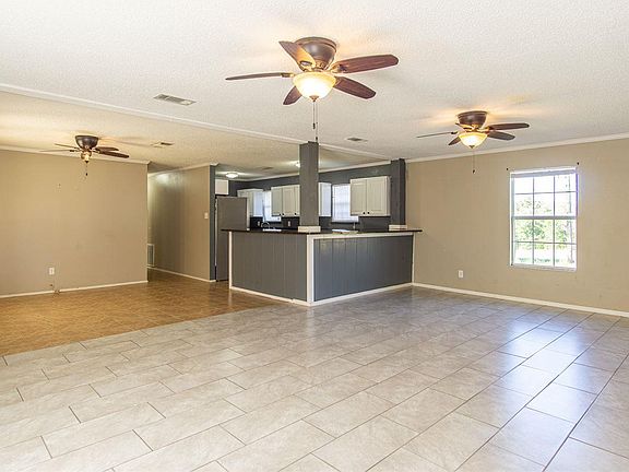 4th image of 20400 County Road 4217